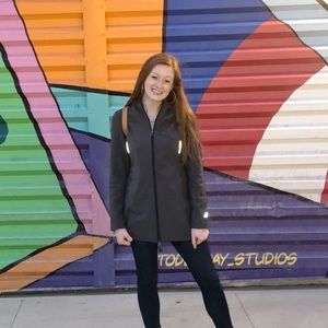 Meet your Posher, Grace